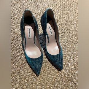 Miu Miu Turquoise Blue Green Snakeskin Pointy Heels Pumps